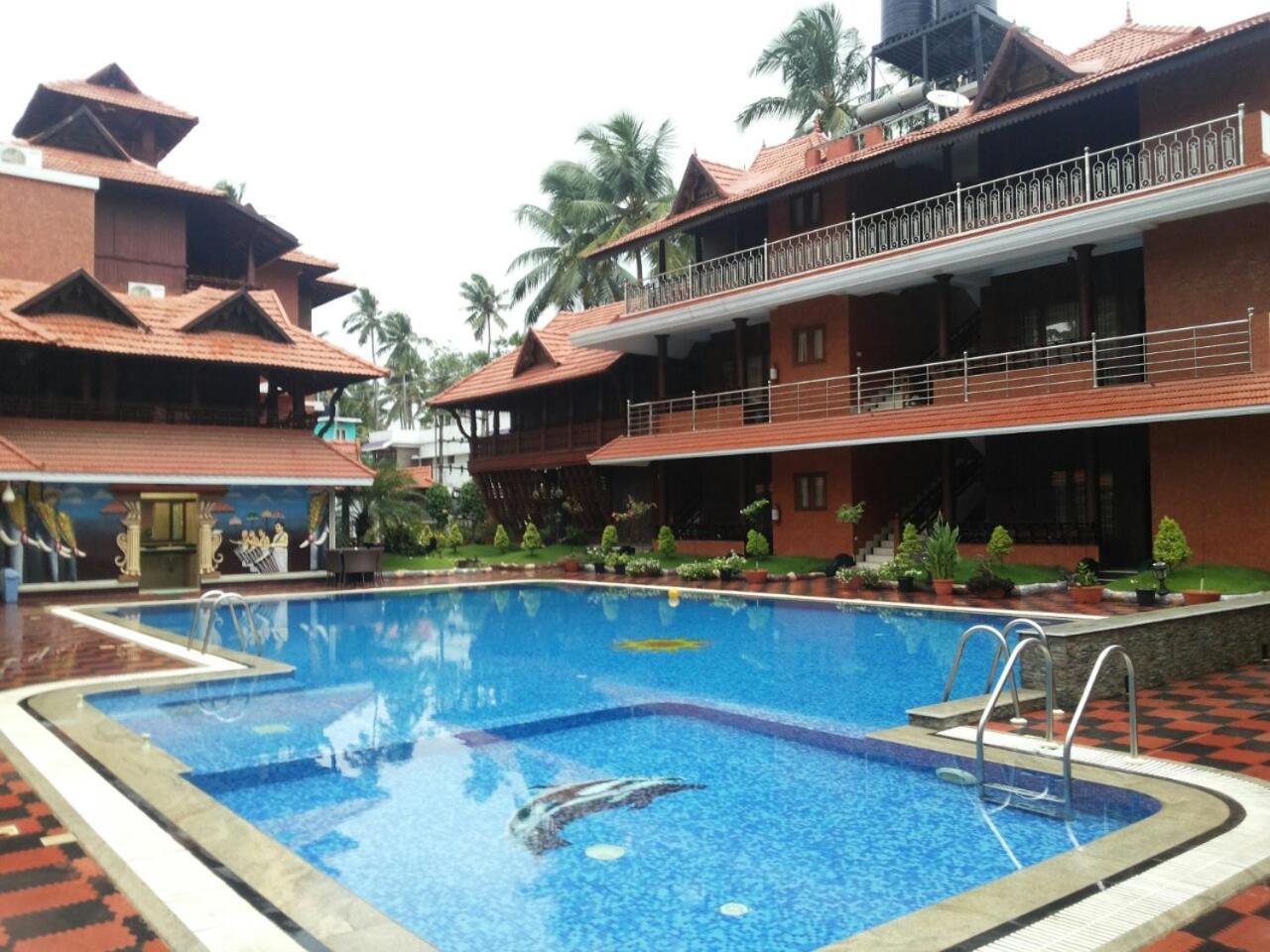 Nikhil Ayurvedic Heritage Hotel Varkala Exterior foto