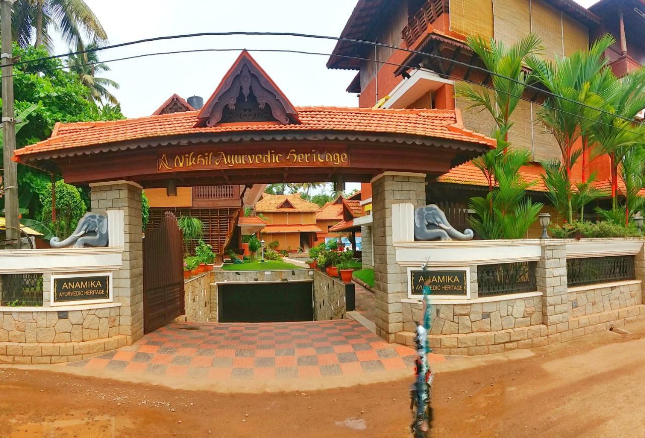 Nikhil Ayurvedic Heritage Hotel Varkala Exterior foto