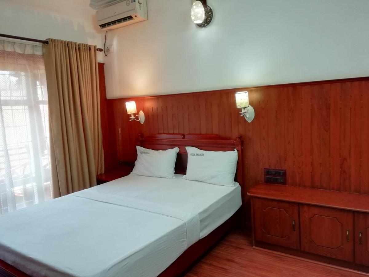 Nikhil Ayurvedic Heritage Hotel Varkala Exterior foto